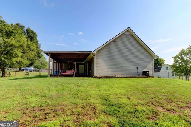 915 Cove Place, Locust Grove, GA 30248