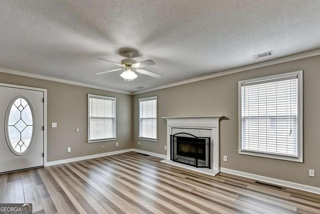 915 Cove Place, Locust Grove, GA 30248