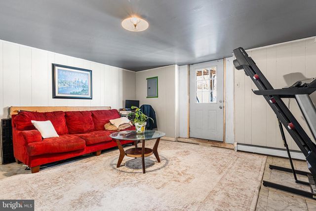 7381 VALLEY AVE, Philadelphia, PA 19128