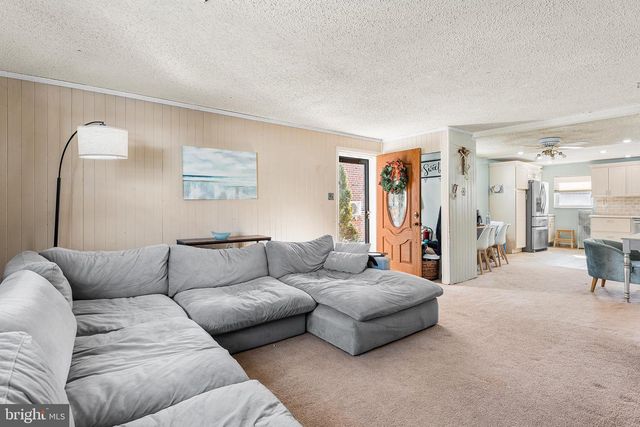 7381 VALLEY AVE, Philadelphia, PA 19128