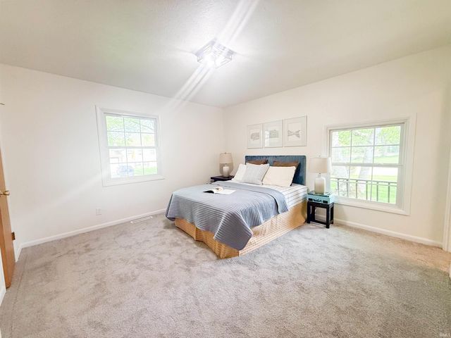 1511 Brookwood Drive, Elkhart, IN 46514