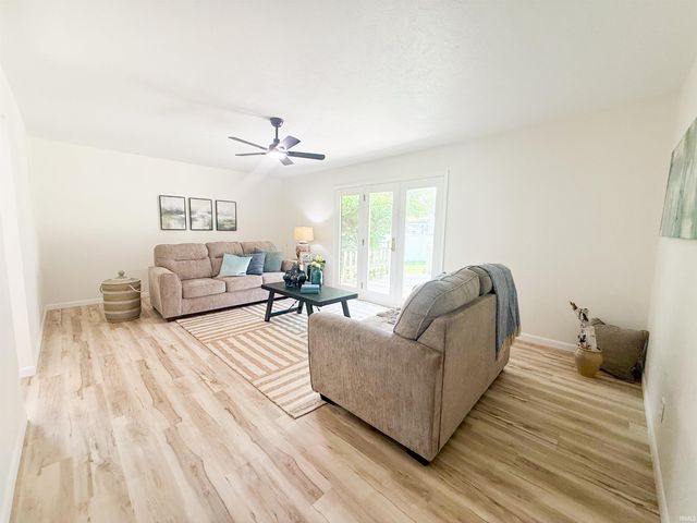 1511 Brookwood Drive, Elkhart, IN 46514