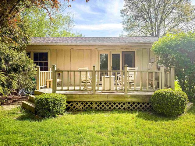 1511 Brookwood Drive, Elkhart, IN 46514