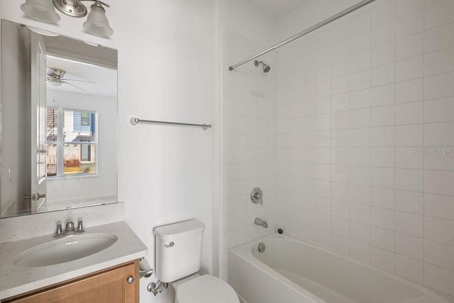 2158 WHITNEY MARSH ALLEY, Orlando, FL 32804