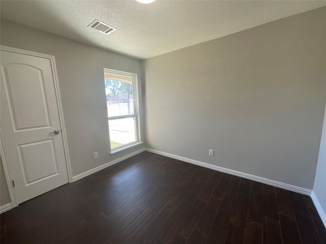 10419 Kirkhill Drive, Houston, TX 77089