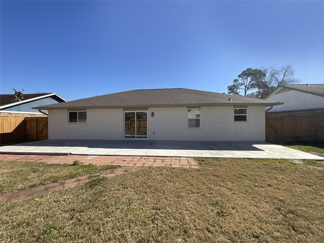 10419 Kirkhill Drive, Houston, TX 77089