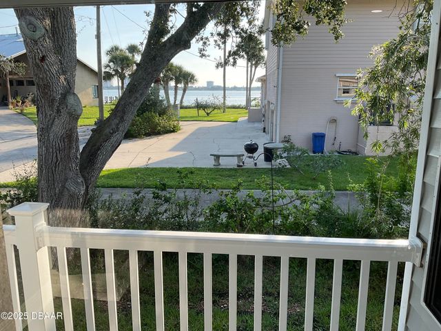 105 Mc Donald Street, South Daytona, FL 32119