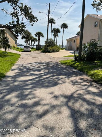 105 Mc Donald Street, South Daytona, FL 32119