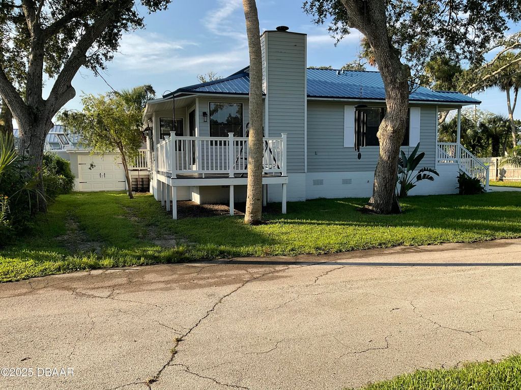 105 Mc Donald Street, South Daytona, FL 32119