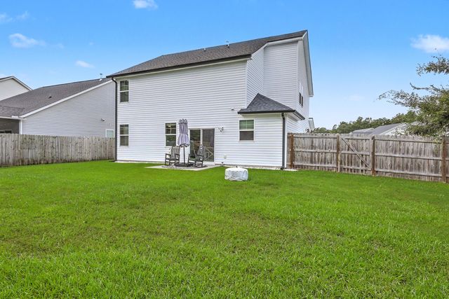 201 Whirlaway Drive, Moncks Corner, SC 29461
