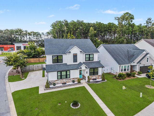 201 Whirlaway Drive, Moncks Corner, SC 29461
