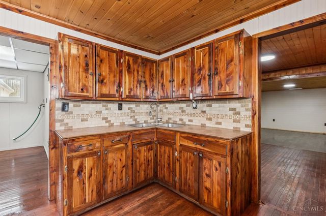 6143 Goshen Road, Goshen, OH 45122