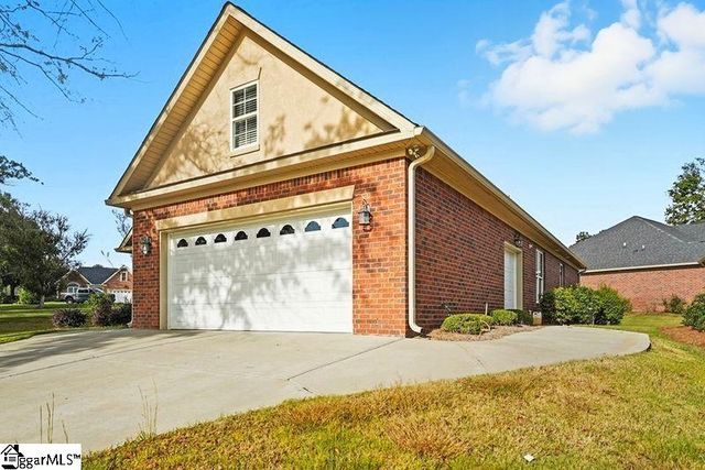 107 Queens Court, Greenwood, SC 29649