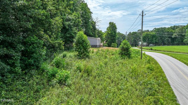 6695 West Allens Bridge Road, Greeneville, TN 37743