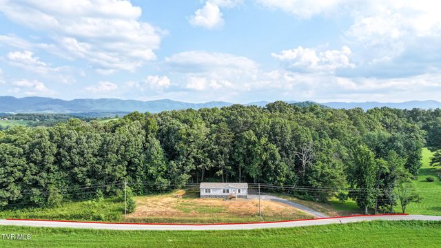 6695 West Allens Bridge Road, Greeneville, TN 37743