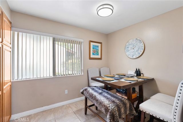 2011 W Katella, Anaheim, CA 92804