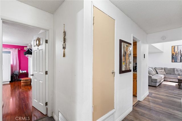 2011 W Katella, Anaheim, CA 92804