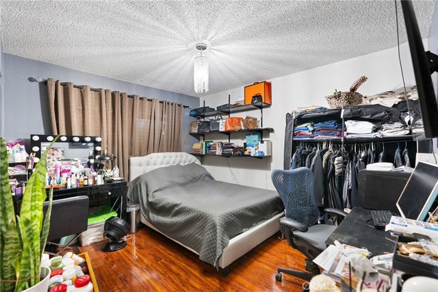 2011 W Katella, Anaheim, CA 92804