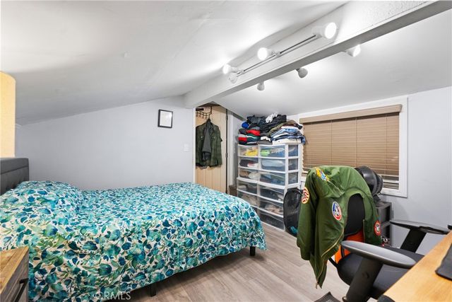 2011 W Katella, Anaheim, CA 92804