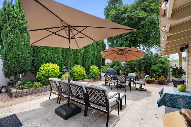 2011 W Katella, Anaheim, CA 92804