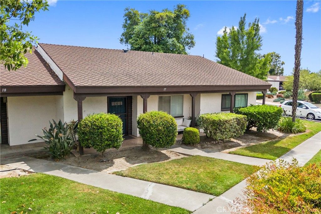 Image 36 of property listing at 2011 W Katella, Anaheim, CA 92804