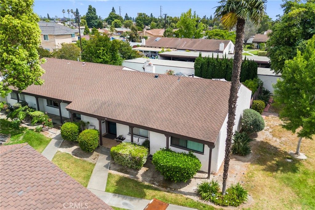 Image 37 of property listing at 2011 W Katella, Anaheim, CA 92804