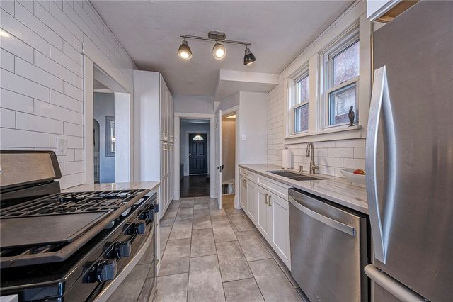 1020 Chelton Ave, Brookline, PA 15226
