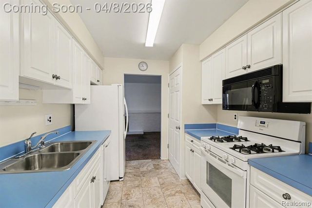 1813 Wickham Street, Royal Oak, MI 48073