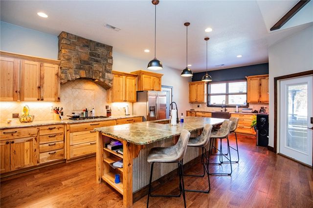 1801 SW Palmer Creek, Bentonville, AR 72713