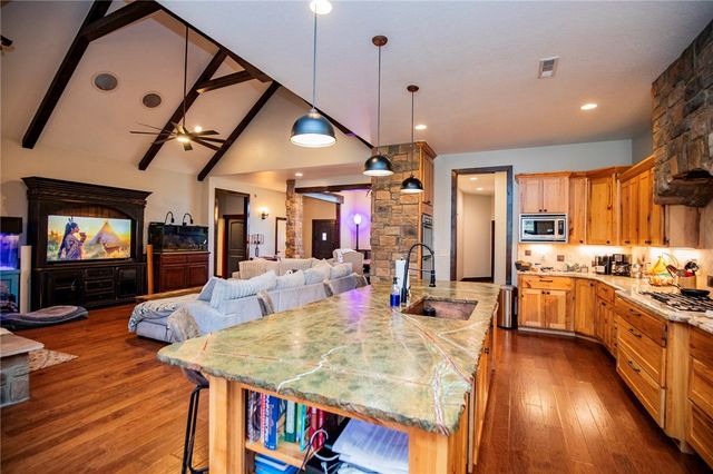 1801 SW Palmer Creek, Bentonville, AR 72713