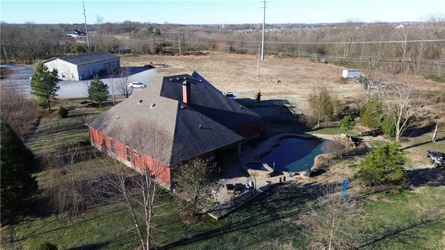 1801 SW Palmer Creek, Bentonville, AR 72713