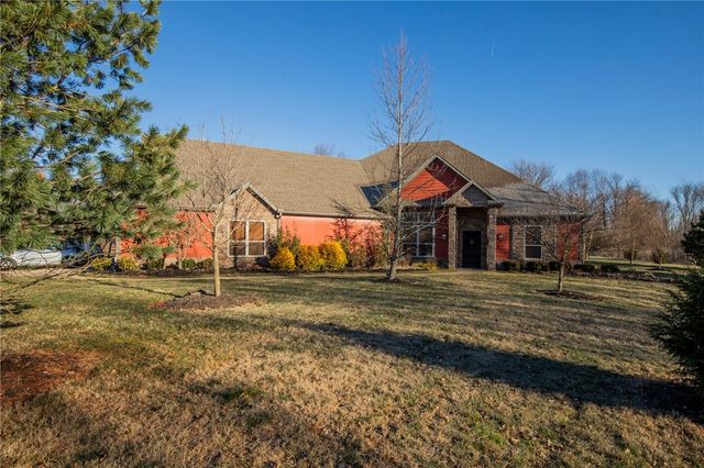 1801 SW Palmer Creek, Bentonville, AR 72713