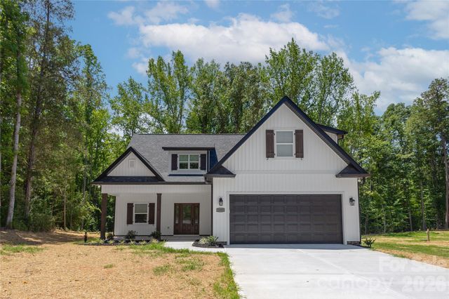 5005 Oconee Drive, Stanley, NC 28164