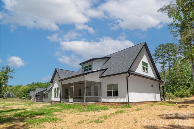 5005 Oconee Drive, Stanley, NC 28164
