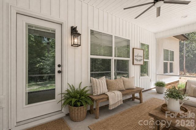5005 Oconee Drive, Stanley, NC 28164