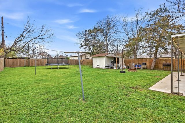 1710 Cavitt Avenue, Bryan, TX 77801