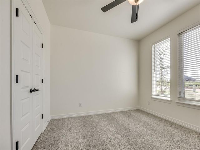 225 Sage Brush Way, Edmond, OK 73025