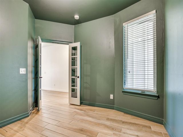 225 Sage Brush Way, Edmond, OK 73025