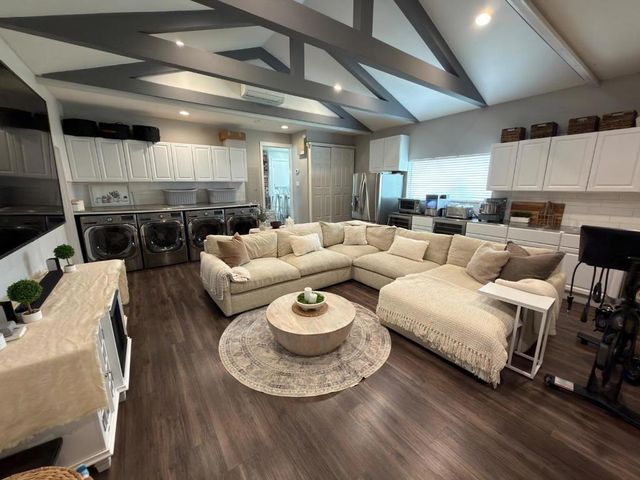 1268 La Mirada Drive, Salinas, CA 93901