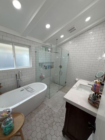 1268 La Mirada Drive, Salinas, CA 93901