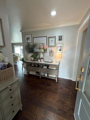 1268 La Mirada Drive, Salinas, CA 93901