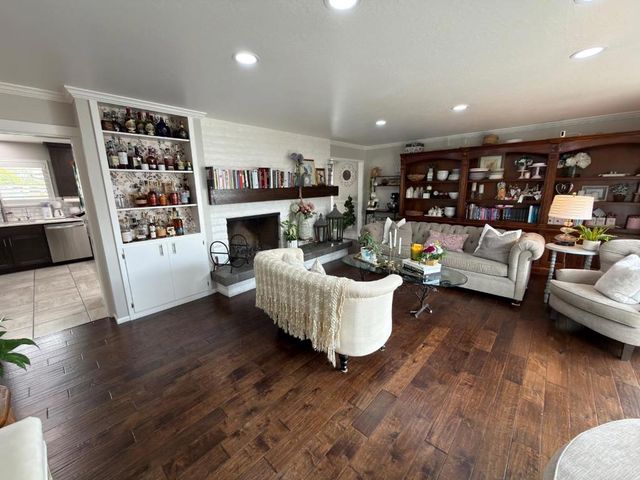 1268 La Mirada Drive, Salinas, CA 93901