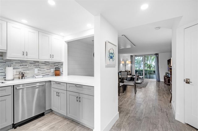 4502 N Federal Hwy 167H, Lighthouse Point, FL 33064