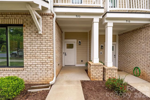 920 Van Every Street, Charlotte, NC 28205