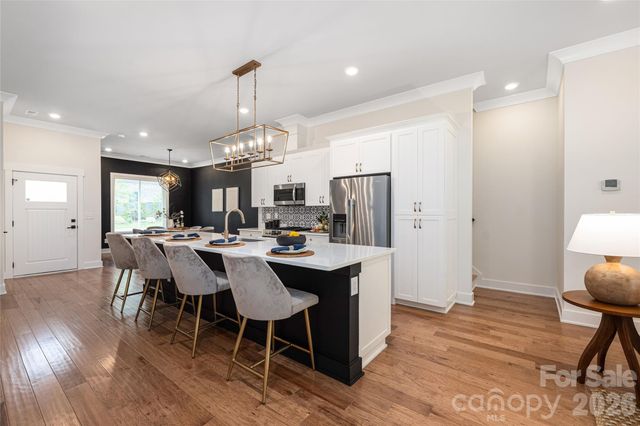 920 Van Every Street, Charlotte, NC 28205