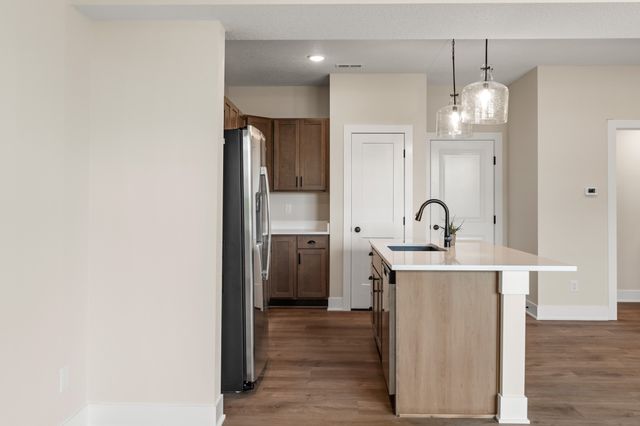 909 Percheron Lane, Norwalk, IA 50211