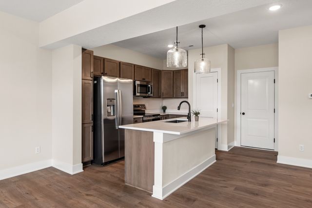 909 Percheron Lane, Norwalk, IA 50211