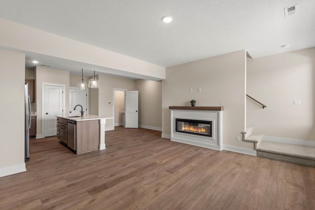 909 Percheron Lane, Norwalk, IA 50211