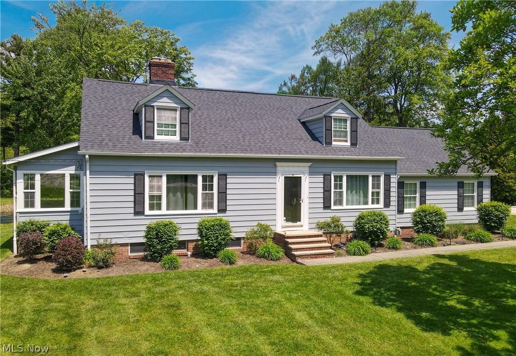 28449 Pike Drive, Orange, OH 44022