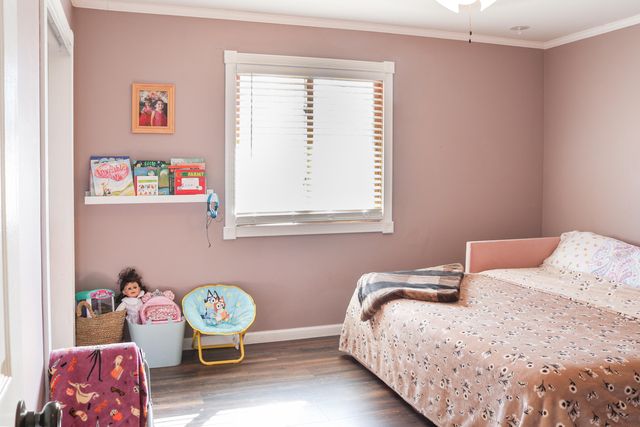 2325 W Alta Street, Springfield, MO 65810